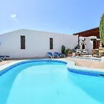 Alex Villa Puerto del Carmen (Lanzarote)
