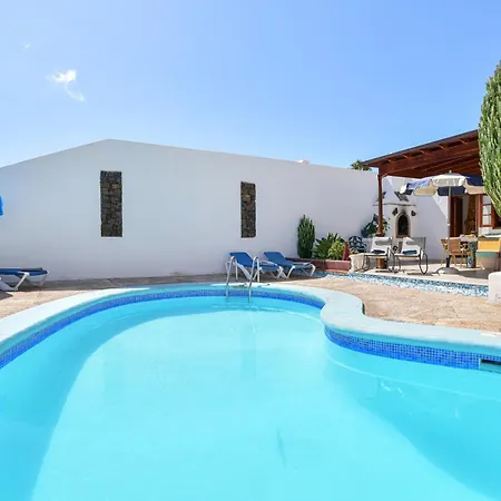 Villa Alex *