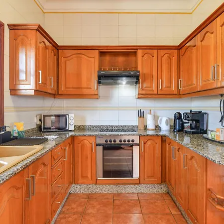 Alex بويرتو ذيل كارمين